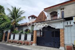 Rumah Luxury Modern Tanpa Renovasi di Maguwoharjo Yogyakarta Rumah Luxury Modern Tanpa Renovasi di Maguwoharjo Yogyakarta