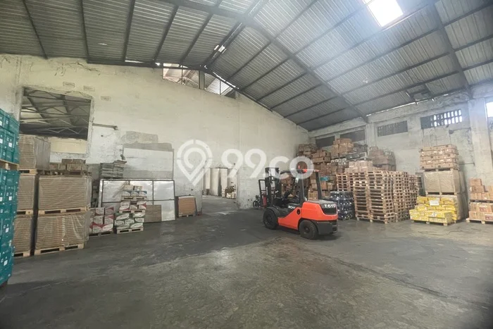 Gudang Premium Kawasan Kasihan, Luas 1000m², Pusat Niaga Gudang Premium Kawasan Kasihan, Luas 1000m², Pusat Niaga