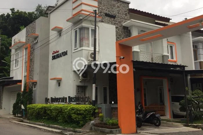 Kost Dijual Lokasi Ngemplak, Sleman, Spesifikasi 7 Kamar Tidur dan Luas 170m2 Kost Dijual Lokasi Ngemplak, Sleman, Spesifikasi 7 Kamar Tidur dan Luas 170m2