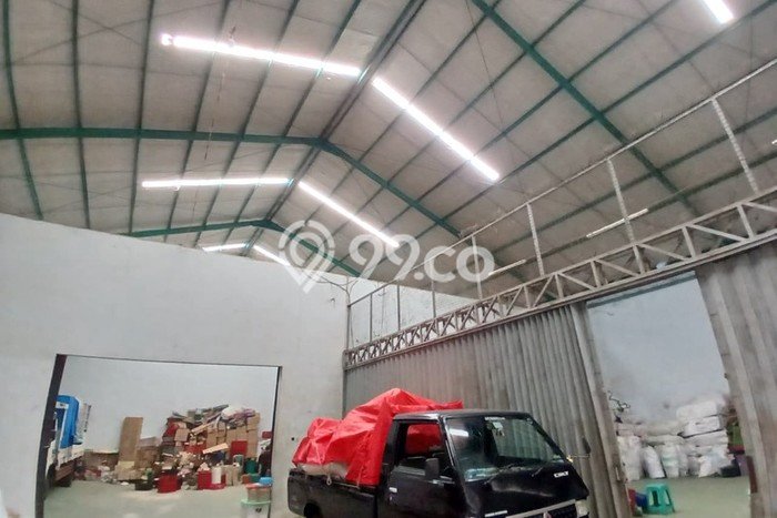 Gudang Dijual di Gamping Sleman dengan Luas Bangunan 500m2 Gudang Dijual di Gamping Sleman dengan Luas Bangunan 500m2