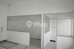Unit Kantor disewakan di Sleman Sleman dengan LT 250m2 / LB 300m2 Unit Kantor disewakan di Sleman Sleman dengan LT 250m2 / LB 300m2
