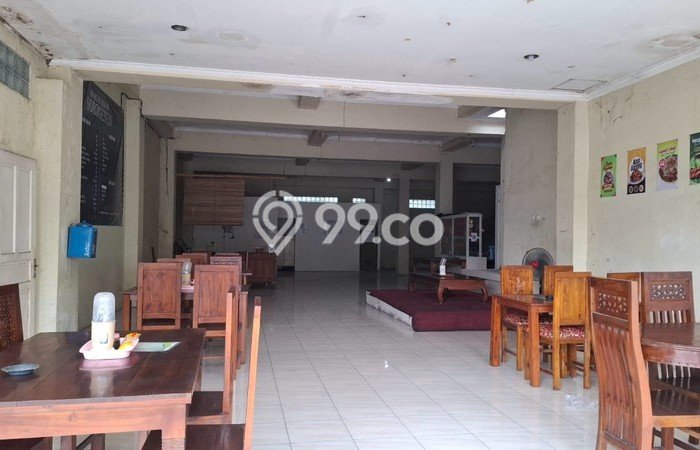 SEWA TERJANGKAU! Komersial Kawasan , Luas 245m2m², Area Komersial SEWA TERJANGKAU! Komersial Kawasan , Luas 245m2m², Area Komersial