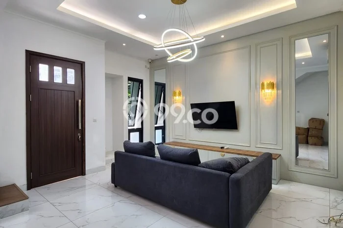 Hunian Mewah LB 140m2 Siap Pakai Desain Elegan di Alam Sutera, Tangerang Hunian Mewah LB 140m2 Siap Pakai Desain Elegan di Alam Sutera, Tangerang