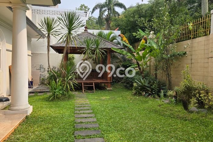 Rumah Luxury Modern Tanpa Renovasi di BSD Bukit Golf Tangerang Rumah Luxury Modern Tanpa Renovasi di BSD Bukit Golf Tangerang