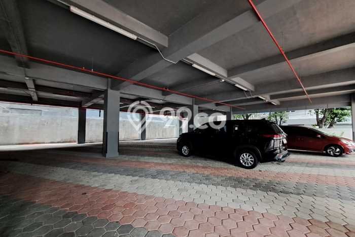 Unit Kantor Dijual di Jakarta Selatan LT 1000m2 & LB 2750m2 Unit Kantor Dijual di Jakarta Selatan LT 1000m2 & LB 2750m2