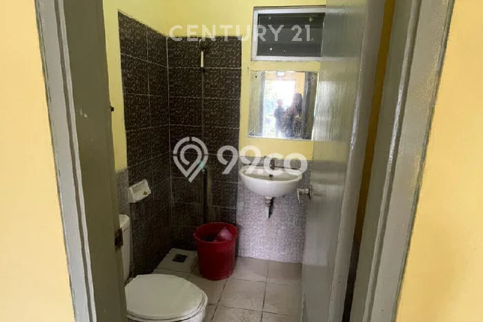 For Sale Rumah 2 Kamar Lokasi Ideal Nyaman dan Strategis di Kelapa Dua For Sale Rumah 2 Kamar Lokasi Ideal Nyaman dan Strategis di Kelapa Dua