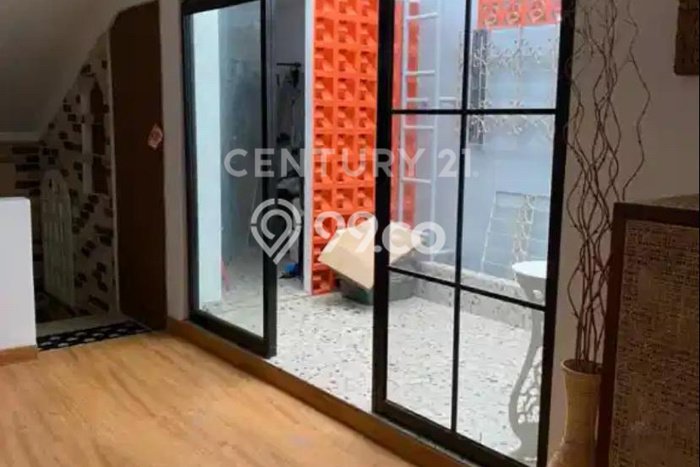 Rumah Modern Minimalis 3 KT Siap Huni di Karawaci Rumah Modern Minimalis 3 KT Siap Huni di Karawaci