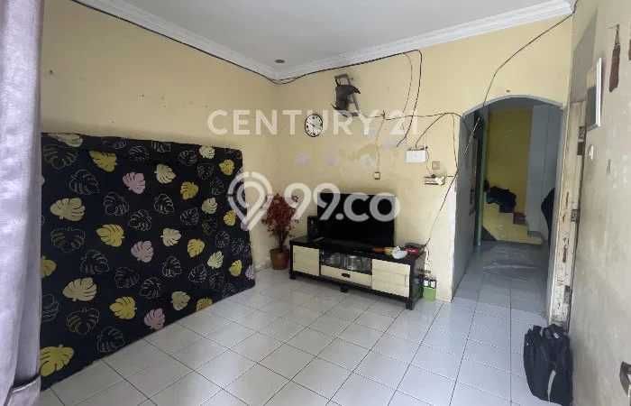 For Sale Rumah 3 Kamar Lokasi Strategis Bagus dan Strategis di Karawaci For Sale Rumah 3 Kamar Lokasi Strategis Bagus dan Strategis di Karawaci