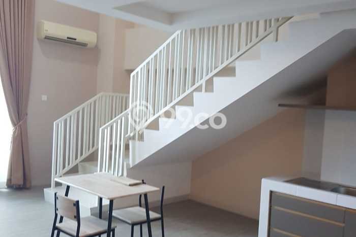 Lokasi Strategis! Dijual Kantor Bisnis di Central Park, Jakarta Barat Kondisi Bagus Lokasi Strategis! Dijual Kantor Bisnis di Central Park, Jakarta Barat Kondisi Bagus