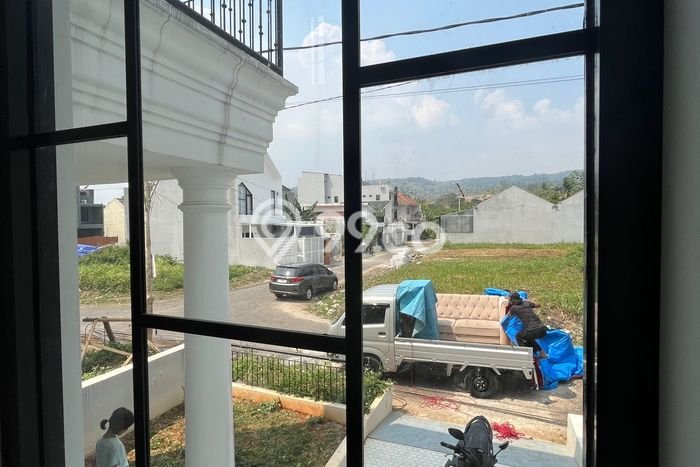 Dijual Hunian Rumah Terawat 3 KT di Sentul City, Bogor Dijual Hunian Rumah Terawat 3 KT di Sentul City, Bogor