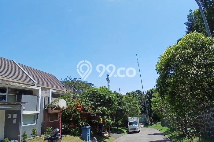For Sale Hunian Rumah Terawat 3 KT di Sentul City, Bogor For Sale Hunian Rumah Terawat 3 KT di Sentul City, Bogor