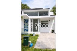 Disewakan! Rumah 2 Kamar Tidur &
1 Kamar Mandi di Sentul City, Bogor Disewakan! Rumah 2 Kamar Tidur &
1 Kamar Mandi di Sentul City, Bogor