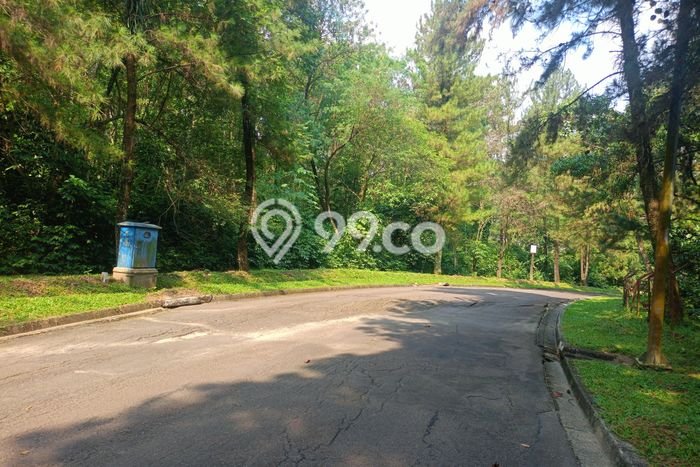 Tanah Kavling Dijual di Sentul City, Bogor dengan Luas Tanah 2200m2 Tanah Kavling Dijual di Sentul City, Bogor dengan Luas Tanah 2200m2