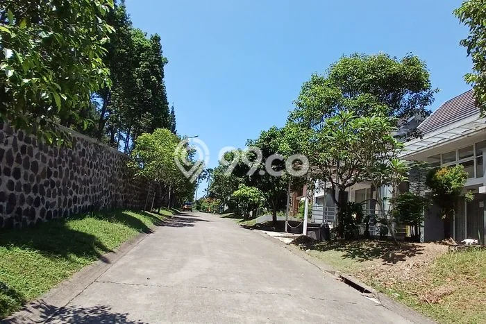 For Sale Hunian Rumah Terawat 3 KT di Sentul City, Bogor For Sale Hunian Rumah Terawat 3 KT di Sentul City, Bogor