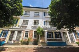 Dijual Apartemen di Tangerang 4 Kamar & 3 Kamar Mandi, Luas 240m2 Dijual Apartemen di Tangerang 4 Kamar & 3 Kamar Mandi, Luas 240m2