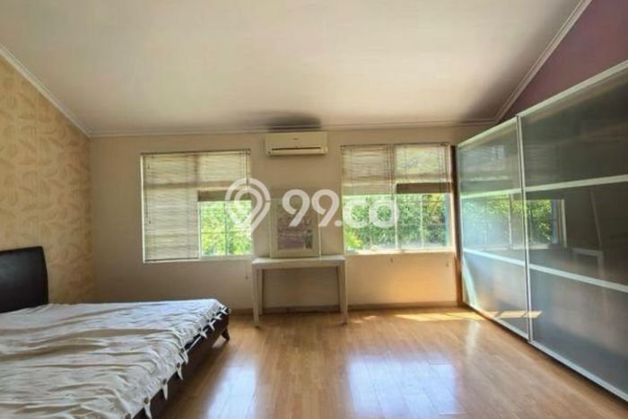 Dijual Apartemen di Tangerang 4 Kamar & 3 Kamar Mandi, Luas 240m2 Dijual Apartemen di Tangerang 4 Kamar & 3 Kamar Mandi, Luas 240m2