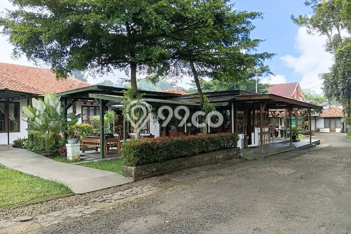 Vila Terawat Kawasan Lembang, Luas 5070m2m², Posisi Premium dengan jalan bagus Vila Terawat Kawasan Lembang, Luas 5070m2m², Posisi Premium dengan jalan bagus
