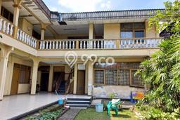 Hunian Mewah LB 1000m2 Siap Pakai Desain Elegan di Surapati, Bandung Hunian Mewah LB 1000m2 Siap Pakai Desain Elegan di Surapati, Bandung