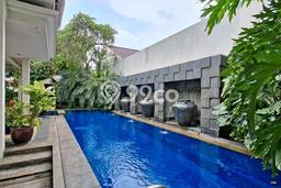 Hunian Mewah Siap Huni LT 889m2 di Cilandak, Jakarta Selatan Hunian Mewah Siap Huni LT 889m2 di Cilandak, Jakarta Selatan