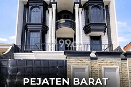 Ready to Use! Luxury House LT 360m2 Desain Modern di Pejaten Ready to Use! Luxury House LT 360m2 Desain Modern di Pejaten