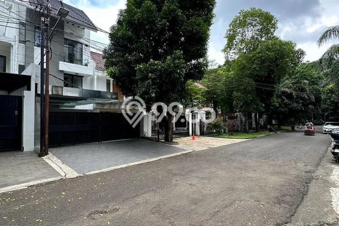 Unit Kost Dijual di Kawasan Kebayoran Baru Jakarta Selatan dengan 5 KT Unit Kost Dijual di Kawasan Kebayoran Baru Jakarta Selatan dengan 5 KT