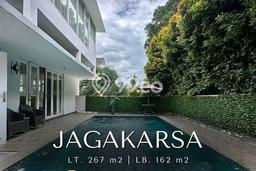 Siap Huni Rumah Mewah 3 Kamar di Jagakarsa Dekat ke Mana Saja Siap Huni Rumah Mewah 3 Kamar di Jagakarsa Dekat ke Mana Saja