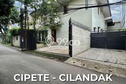 Hot Offer Hunian Premium Ideal dan Luas di Cilandak, Jakarta Selatan Hot Offer Hunian Premium Ideal dan Luas di Cilandak, Jakarta Selatan