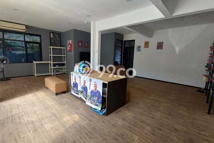 Ruko Dijual di Bandung LT 170m2 & LB 170m2 Lokasi Terbaik! Ruko Dijual di Bandung LT 170m2 & LB 170m2 Lokasi Terbaik!