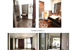 Jual Rumah Luas Megah Dengan View Eksklusif di Setra Duta, Bandung Jual Rumah Luas Megah Dengan View Eksklusif di Setra Duta, Bandung