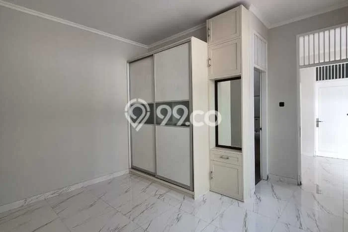 Rumah sewa siap huni 4 KT di Gading Serpong, Tangerang Rumah sewa siap huni 4 KT di Gading Serpong, Tangerang