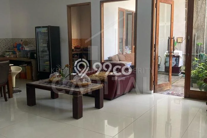 Rumah Elit LB 400m2 Siap Pakai Desain Elegan di Turangga, Bandung Rumah Elit LB 400m2 Siap Pakai Desain Elegan di Turangga, Bandung