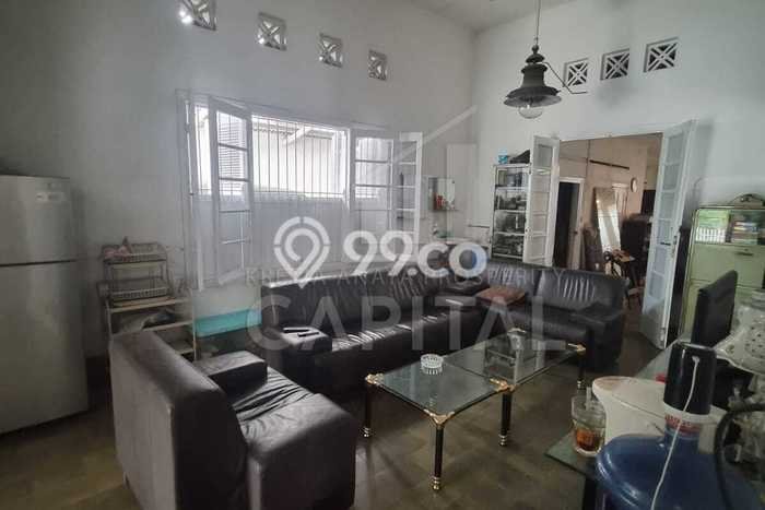 Ready to Use! Luxury House LT 437m2 Desain Elegan di Riau Ready to Use! Luxury House LT 437m2 Desain Elegan di Riau