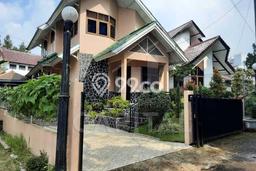 Vila Asri di , Dimensi 270m2m², Pemandangan Menarik di area Vila Asri di , Dimensi 270m2m², Pemandangan Menarik di area