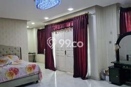 Ready to Use! Premium House LT 200m2 Desain Elegan di Intercon Ready to Use! Premium House LT 200m2 Desain Elegan di Intercon