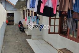 Jarang Ada! Tanah di Ciledug Punya Luas 1128m2 SHM Jarang Ada! Tanah di Ciledug Punya Luas 1128m2 SHM