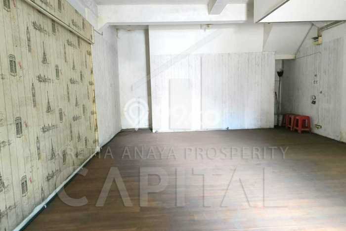 Ruko Dijual di Astanaanyar LT 56m2, LB 210m2 untuk Investasi Ruko Dijual di Astanaanyar LT 56m2, LB 210m2 untuk Investasi