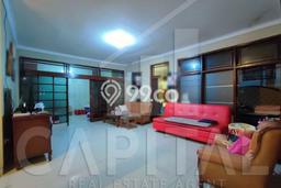 Rumah Minimalis area Sayap Dago, Bandung, LT 448m2m² LB 250m2m² Rumah Minimalis area Sayap Dago, Bandung, LT 448m2m² LB 250m2m²