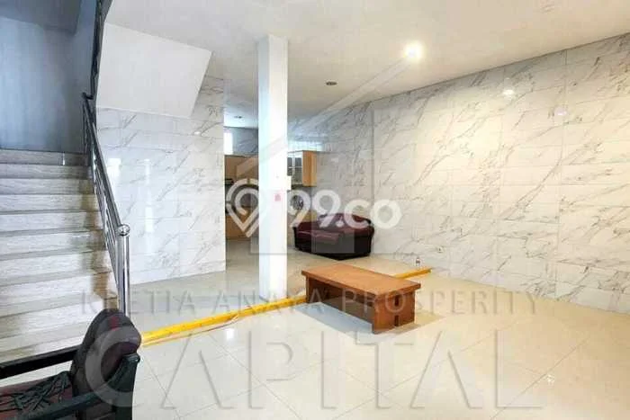 Disewakan! Rumah 2 Kamar Tidur &
2 Kamar Mandi di Holis Cigondewah, Bandung Disewakan! Rumah 2 Kamar Tidur &
2 Kamar Mandi di Holis Cigondewah, Bandung