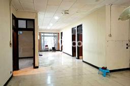 Dijual Hunian Rumah Terawat 5 Kamar di Leuwi Panjang, Bandung Dijual Hunian Rumah Terawat 5 Kamar di Leuwi Panjang, Bandung