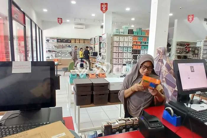 Disewakan Ruko di Kawasan Ramai Barombong Luas 540m2 Disewakan Ruko di Kawasan Ramai Barombong Luas 540m2