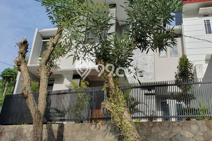 For Sale! Premium House LT 255m2 Desain Modern di Setiabudi For Sale! Premium House LT 255m2 Desain Modern di Setiabudi