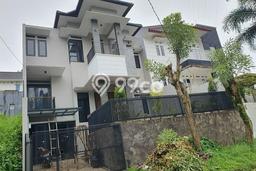For Sale! Premium House LT 255m2 Desain Modern di Setiabudi For Sale! Premium House LT 255m2 Desain Modern di Setiabudi