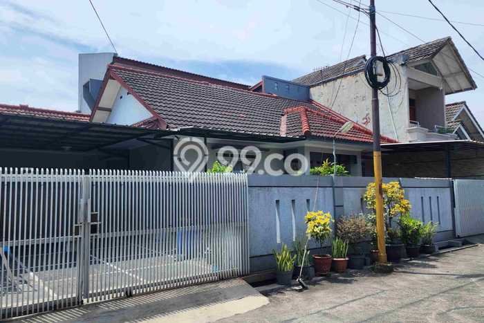 Rumah Modern 4 Kamar LT 222m2 di Cibaduyut Rumah Modern 4 Kamar LT 222m2 di Cibaduyut