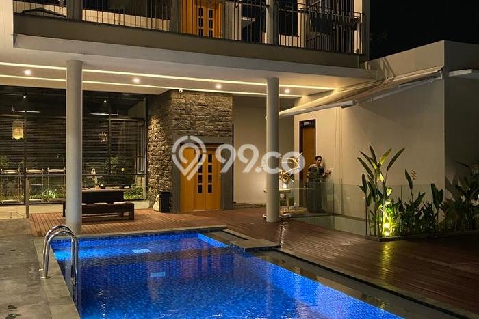 Rumah Nyaman untuk Keluarga area - LT 885m2m² Rumah Nyaman untuk Keluarga area - LT 885m2m²