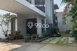 Rumah Mewah LB 928m2 Siap Huni Desain Elegan di Bintaro, Tangerang Selatan Rumah Mewah LB 928m2 Siap Huni Desain Elegan di Bintaro, Tangerang Selatan