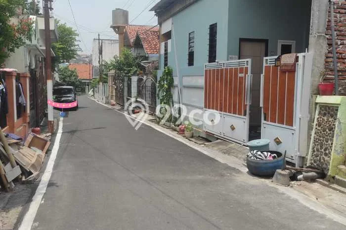 Rumah Kost untuk Dijual di Pamularsih Punya 5 Kamar Rumah Kost untuk Dijual di Pamularsih Punya 5 Kamar