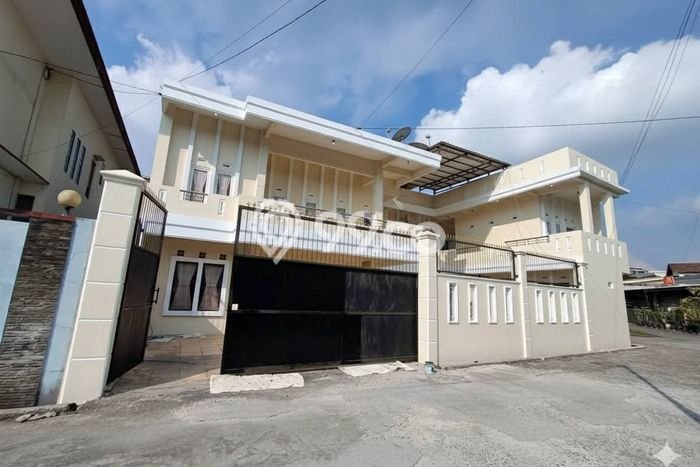 Properti Strategis 10 KT LT 221m² di Sumowono, Semarang Properti Strategis 10 KT LT 221m² di Sumowono, Semarang