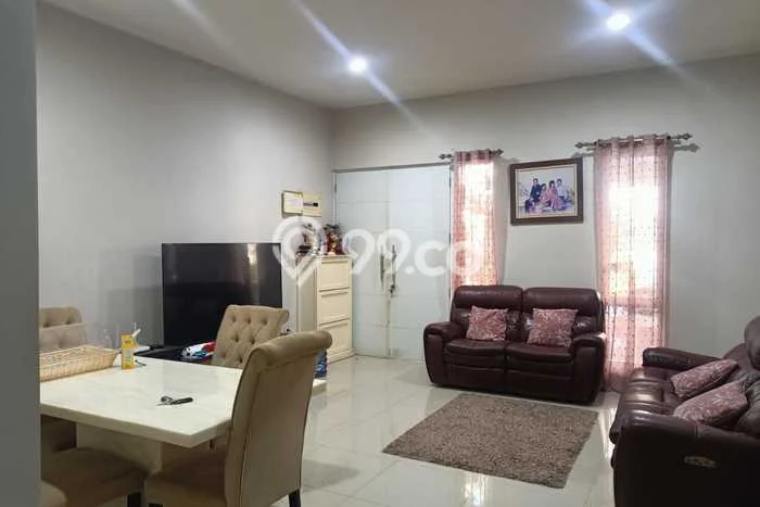Disewakan Cepat Rumah Kondisi Bagus di Area Kelapa Gading, Jakarta Utara Disewakan Cepat Rumah Kondisi Bagus di Area Kelapa Gading, Jakarta Utara