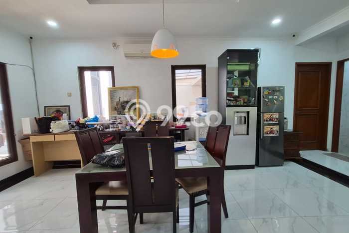 Hunian Elit LB 500m2 Siap Huni Desain Elegan di Cikarang, Bekasi Hunian Elit LB 500m2 Siap Huni Desain Elegan di Cikarang, Bekasi