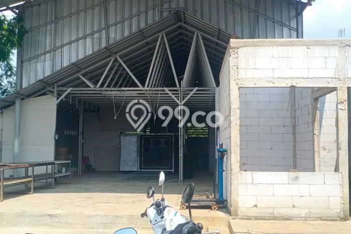 Unit Gudang Dijual di Karawang Timur Karawang Luas Tanah 700m2, Luas Bangunan 350m2 Unit Gudang Dijual di Karawang Timur Karawang Luas Tanah 700m2, Luas Bangunan 350m2